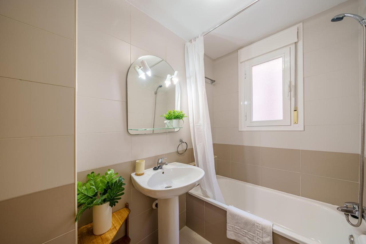 Soho & Sea Views -Parking Apartment Malaga Luaran gambar